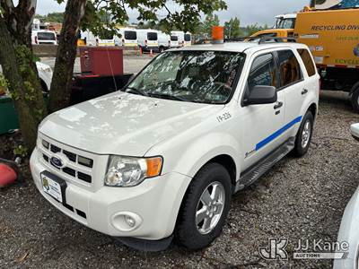 2011 Ford Escape Hybrid 4-Door Sport Utility Vehicle