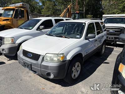 2006 Ford Escape Hybrid 4-Door Sport Utility Vehicle