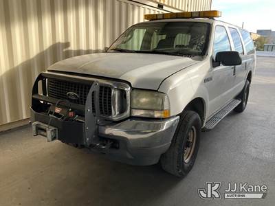 2004 Ford Excursion 4-Door Sport Utility Vehicle