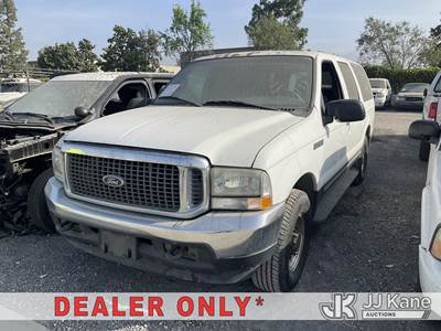 2002 Ford Excursion 4-Door Sport Utility Vehicle
