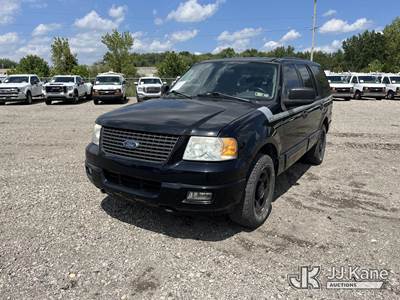 2004 Ford Expedition 4-Door Sport Utility Vehicle