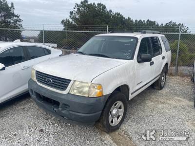 2005 Ford Explorer 4x4 4-Door Sport Utility Vehicle