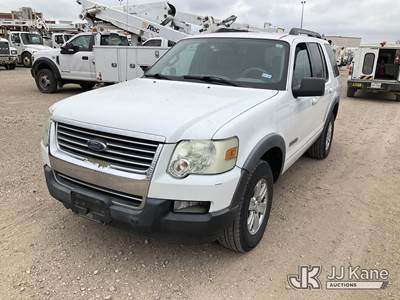 2007 Ford Explorer XLT 4-Door Sport Utility Vehicle