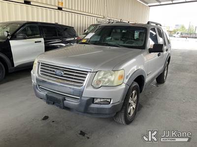 2006 Ford Explorer XLT 4.6L 2WD 4-Door Sport Utility Vehicle