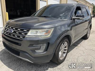 2017 Ford Explorer XLT Sport Utility Vehicle