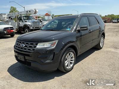 2017 Ford Explorer 4x4 4-Door Sport Utility Vehicle