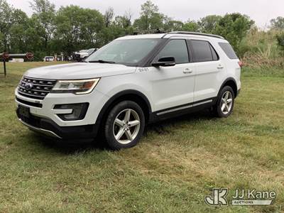 2017 Ford Explorer XLT AWD Sport Utility Vehicle