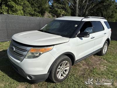2014 Ford Explorer XLT FWD 4-Door Sport Utility Vehicle
