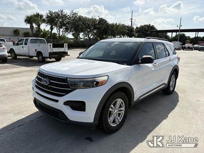 2020 Ford Explorer XLT 4-Door Sport Utility Vehicle