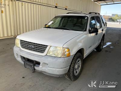 2002 Ford Explorer XLS 4-Door Sport Utility Vehicle