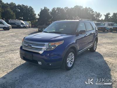 2014 Ford Explorer XLT 4-Door Sport Utility Vehicle