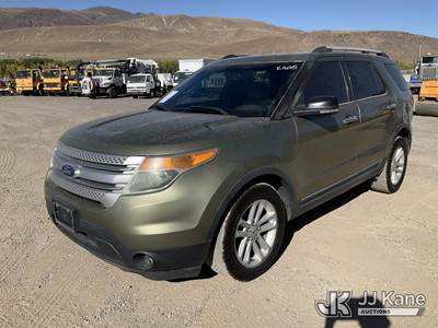 2012 Ford Explorer XLT 4-Door Sport Utility Vehicle