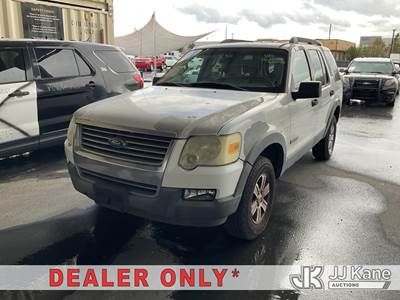 2006 Ford Explorer XLT 4-Door Sport Utility Vehicle