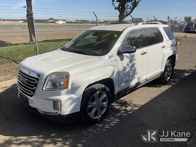 2017 GMC Terrain SLT FWD 4-Door Sport Utility Vehicle