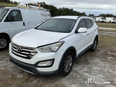 2014 Hyundai Santa Fe 4-Door Sport Utility Vehicle