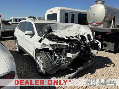 2017 Jeep Cherokee Latitude 4WD Sport Utility Vehicle