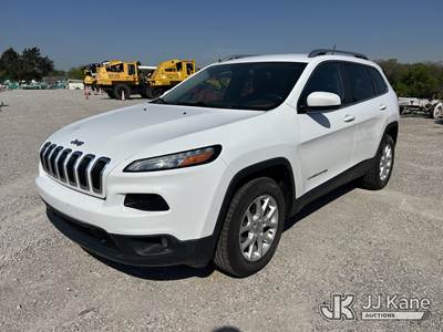 2015 Jeep Cherokee Latitude 4WD 4-Door Sport Utility Vehicle