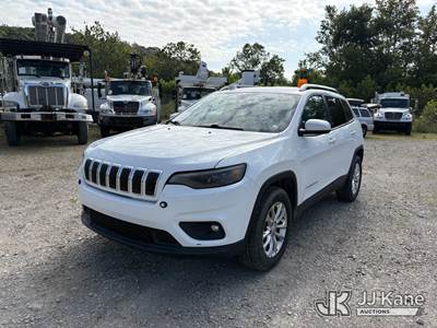2019 Jeep Cherokee 4x4 Latitude 4-Door Sport Utility Vehicle