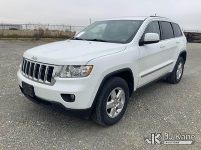 2013 Jeep Grand Cherokee 4x4 4-Door Sport Utility Vehicle