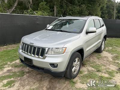 2012 Jeep Grand Cherokee 4x4 Laredo 4-Door Sport Utility Vehicle