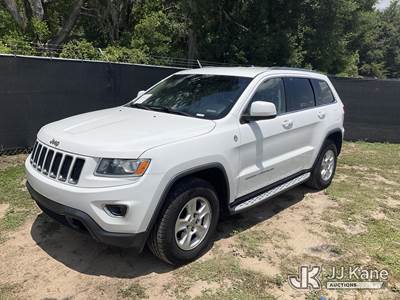 2015 Jeep Grand Cherokee Laredo 4-Door Sport Utility Vehicle