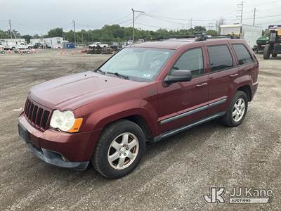 2008 Jeep Grand Cherokee Laredo 4x4 4-Door Sport Utility Vehicle