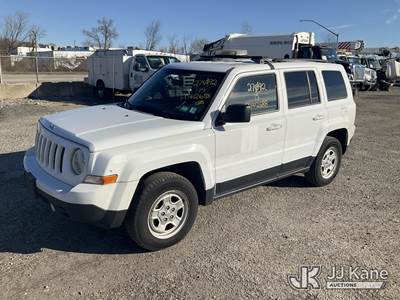 2015 Jeep Patriot 4x4 4-Door Sport Utility Vehicle
