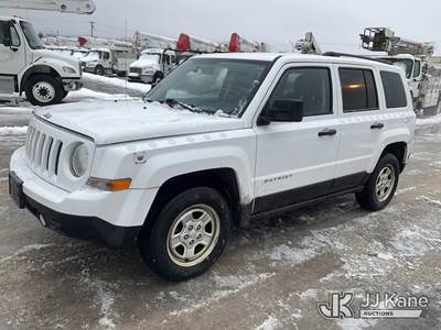 2014 Jeep Patriot 4x4 4-Door Sport Utility Vehicle