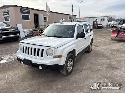 2014 Jeep Patriot 4x4 4-Door Sport Utility Vehicle