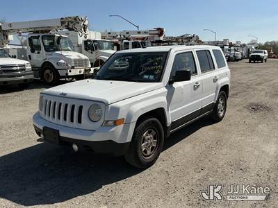 2014 Jeep Patriot 4-Door Sport Utility Vehicle