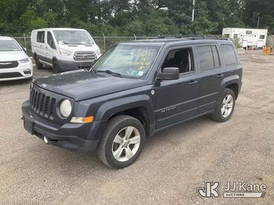 2014 Jeep Patriot Latitude 4-Door Sport Utility Vehicle