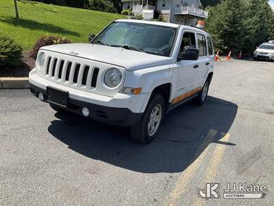 2015 Jeep Patriot 4x4 4-Door Sport Utility Vehicle