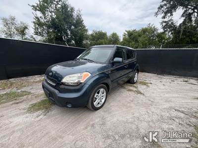 2011 Kia Soul 4-Door Sport Utility Vehicle