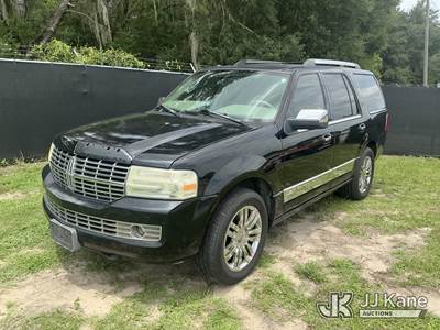 2007 Lincoln Navigator 4x4 4-Door Sport Utility Vehicle