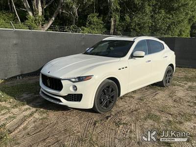 2017 Maserati Levante S 4-Door Sport Utility Vehicle