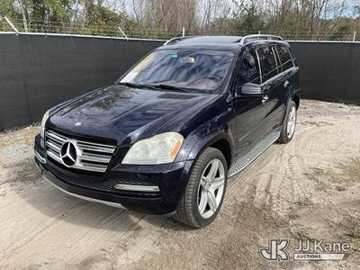 2012 Mercedes-Benz GL-Class GL550 4MATIC 4-Door Sport Utility Vehicle