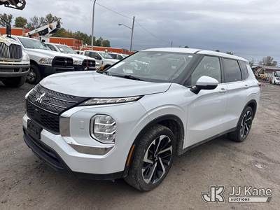 2022 Mitsubishi Outlander 4x4 4-Door Sport Utility Vehicle