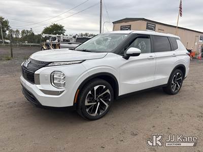 2022 Mitsubishi Outlander 4x4 4-Door Sport Utility Vehicle