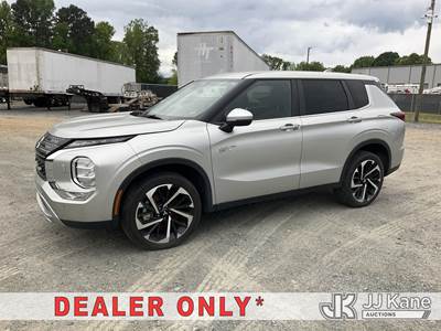 2023 Mitsubishi Outlander PHEV 4-Door Sport Utility Vehicle