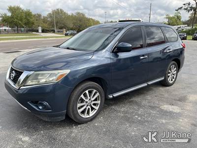 2015 Nissan Pathfinder Sport Utility Vehicle