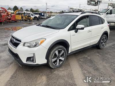 2016 Subaru Crosstrek Hybrid Touring CVT 4-Door Sport Utility Vehicle