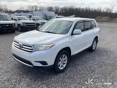 2011 Toyota Highlander Base 4WD 4-Door Sport Utility Vehicle