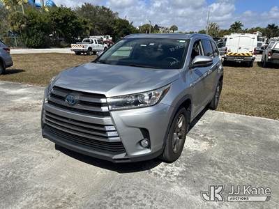 2018 Toyota Highlander Hybrid AWD Limited 4-Door Sport Utility Vehicle