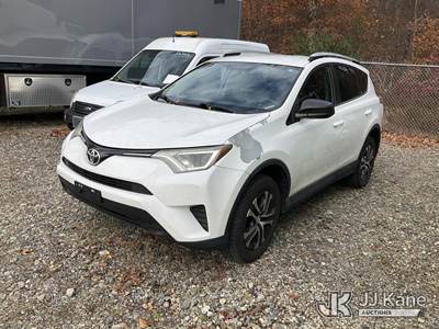 2016 Toyota RAV4 4-Door Sport Utility Vehicle
