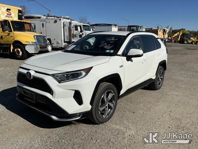2021 Toyota RAV4 AWD Hybrid 4-Door Sport Utility Vehicle