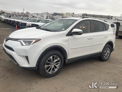 2018 Toyota RAV4 AWD Hybrid 4-Door Sport Utility Vehicle