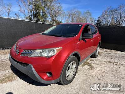 2015 Toyota Rav-4 4-Door Sport Utility Vehicle