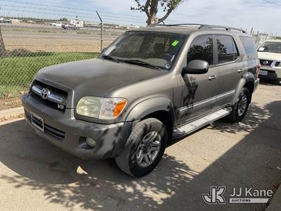 2006 Toyota Sequoia SR5 4-Door Sport Utility Vehicle