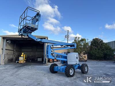 2000 Genie 24525 Self-Propelled Telescopic Manlift