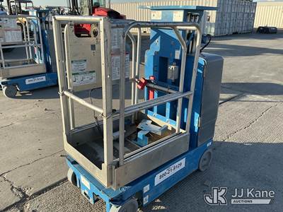 2018 Genie GR-12 Self-Propelled Manlift